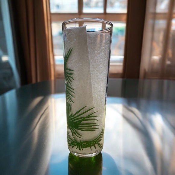 Vintage Federal Glass Tall Collins Glass with tropical palms. MINT FUN - Picture 4 of 6